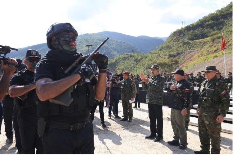 Venezuela's President Nicolas Maduro applauds during the closing ceremony of the second Revolutionary Special Operations Course (COER), held at the Command Action Group of the Bolivarian National Guard at Macarao parish, in Caracas, Venezuela, August 28, 2025. Miraflores Palace/Handout via REUTERS THIS IMAGE HAS BEEN SUPPLIED BY A THIRD PARTY