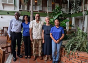 Group photo showing representatives of the Iwokrama International Centre and Sophia Point.
From left to right: René Edwards, Trustee, Sophia Point; Anne-Marie Ford, Special Projects Consultant, Iwokrama; Dane Gobin, CEO, Iwokrama; Nicola Green, Chair of Trustees and Co-Founder, Sophia Point; Alliah Simon, Public Relations and Project Management Coordinator, Iwokrama.