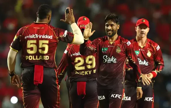 Mohammad Amir struck twice in the first over in a double-wicket maiden © CPL via Getty Images.
