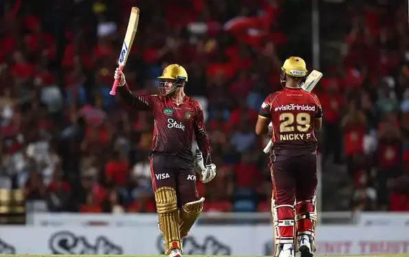Munro and Pooran added 93 for the third wicket. © Getty