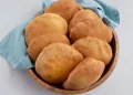 Guyanese Bakes (Floats)-Metemgee photo