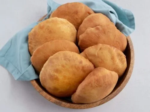 Guyanese Bakes (Floats)-Metemgee photo