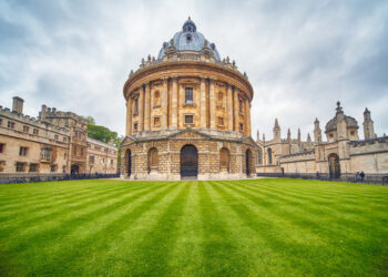 Oxford University (Google photo)