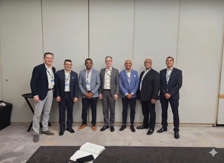 The meeting was attended by Mr. Ramesh Ghir, CEO of CJIAC; Mr. Shwan Gregor, President of SITA Americas; Mr. George Miley, Vice President for Latin America and the Caribbean; and other senior SITA executives