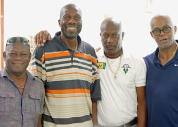 L-R- Ridley Jacobs, Curtley Ambrose, Nixon Mclean and Courtney Walsh (CNW photo)