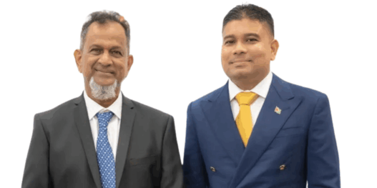 L-R Nazar "Shell" Mohamed and Azruddin Moahmed
