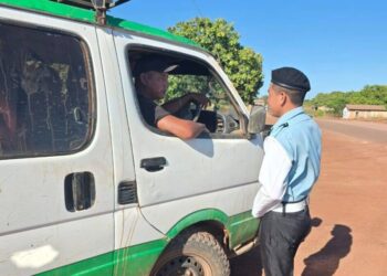Police conducting road safety in Region 9 (GPF photo)