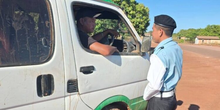 Police conducting road safety in Region 9 (GPF photo)