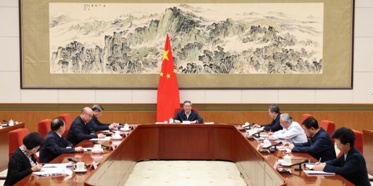 Chinese Premier Li Qiang presides over a State Council study session on Oct. 15, 2025. Li on Wednesday urged efforts to accelerate the reform and innovation in standardization work, aiming to promote the quality upgrading in the real economy and strengthen the endogenous momentum for high-quality development. (Xinhua/Huang Jingwen)