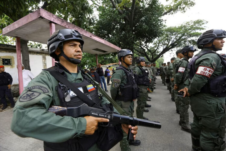 Members of the Bolivarian National Militia attend a military drill, amid rising tensions with the United States, in Naguanagua, Venezuela in October. Juan Carlos Hernandez/Rueters/File