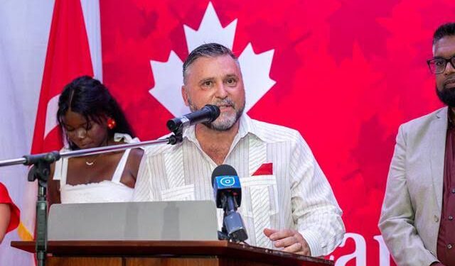 Canadian High Commissioner 
Sébastien Sigouin