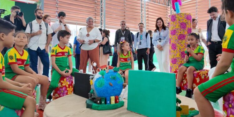 UN News/Felipe de Carvalho With flood- and erosion-resistant walls and solar-powered energy systems, Maria Naura Gouvêa Municipal School in Barcarena, Pará, Brazil, is a model of community-level climate adaptation.
