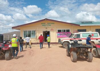 Director General of the Ministry of Health, Dr. Vishwa Mahadeo and his team inspecting and meeting with Staff at Kato Cottage hospital.