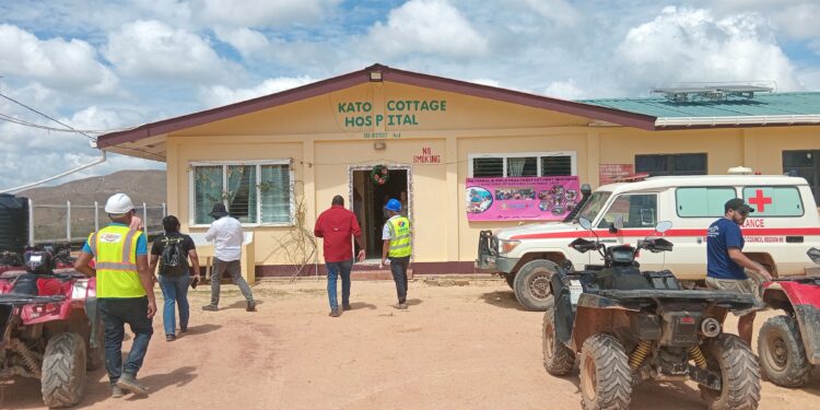 Director General of the Ministry of Health, Dr. Vishwa Mahadeo and his team inspecting and meeting with Staff at Kato Cottage hospital.