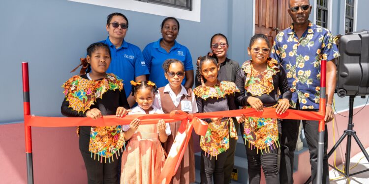 Lil Red Community Centre' Commissioned