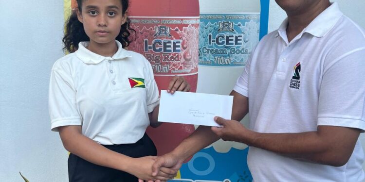 WCM Aditi Joshi receives her prize from GCF's President