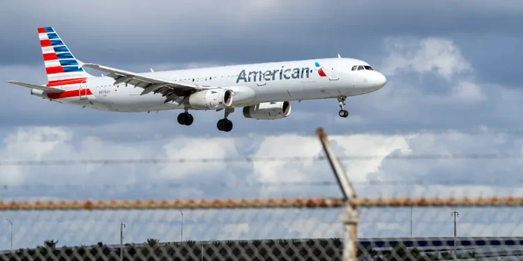 An American Airlines airplane arrives at Fort Lauderdale-Hollywood International Airport in Fort Lauderdale, Florida.
Ronen Tivony | Nurphoto | Getty Images