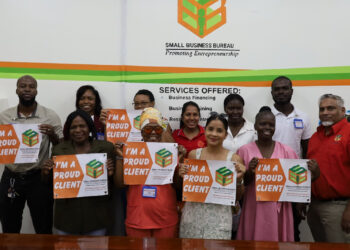 Mr. Mohamed Shazim Ibrahim, CEO of the Small Business Bureau, alongside the entrepreneurs who received their sponsorship packages at the bureau’s head office.