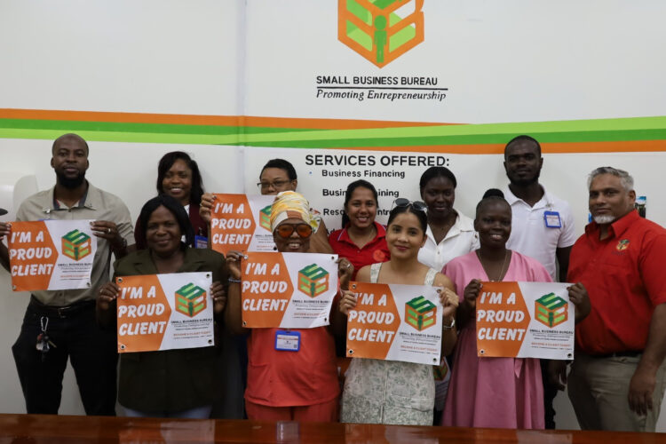 Mr. Mohamed Shazim Ibrahim, CEO of the Small Business Bureau, alongside the entrepreneurs who received their sponsorship packages at the bureau’s head office.