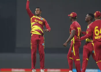 akeal-hosein-and-gudakesh-motie-took-seven-wickets-combined-against-zimbabwe
Akeal Hosein and Gudakesh Motie took seven wickets combined against Zimbabwe © Getty