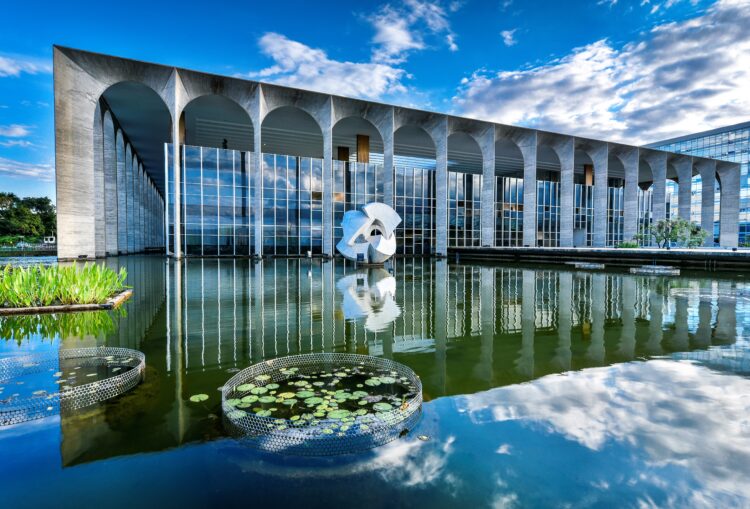 The Itamaraty Palace, located in Brasilia, the headquarters of the Brazilian Ministry of Foreign Affairs, also known as the Palace of Arches, will host the 39th FAO Regional Conference for Latin America and the Caribbean (LARC39).
©Courtesy of the Brazilian Ministry of Foreign Affairs