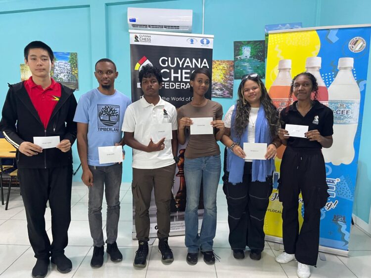 Prize Winners ( L to R) Alexander Zhang, FM Anthony Drayton, CM Sachin Pitamber, Ciel Clement, WCM Sasha Shariff, WCM Jessica Callendar