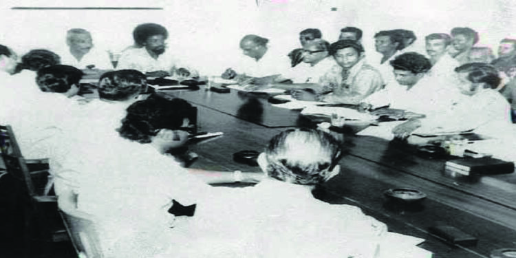 Officials of GAWU and the Sugar Producers Association (SPA) signining the historic Recognition and Avoidance and Settlement of Disputes Agreement on February 27, 1976.