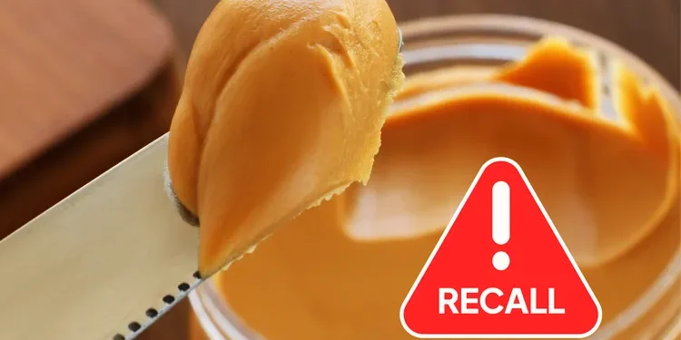 The recalled peanut butter may contain pieces of plastic.BarnabyChambers / Getty Images / Health.com