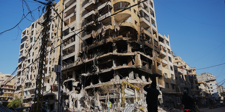 A building damaged by an Israeli airstrike in Dahiyeh, Beirut's southern suburbs, Lebanon, March 17, 2026. /VCG
