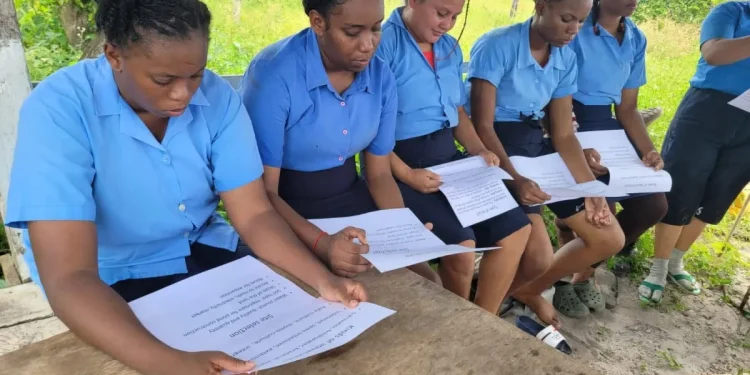 Female prisoners undergoing training (DPI photo)