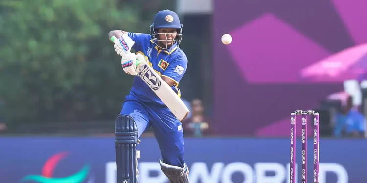 Hasini Perera stroked a 59-ball 52* © Getty
