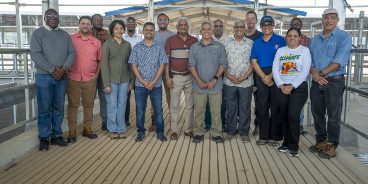 The visiting delegation from Belize along with the DDL Team