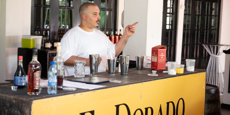 UK mixologist Oren Coleman conducting the training