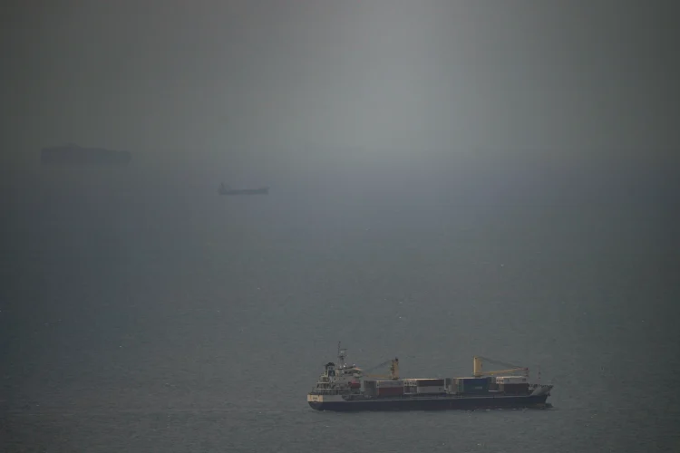 The Jordan Flagged cargo ship "Baghdad" sails in Persian Gulf toward Strait of Hormuz in United Arab Emirates, Wednesday April 22, 2026. (AP photo)