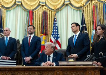 From left, Israeli Ambassador to the US Yechiel Leiter, Vice President JD Vance, Secretary of State Marco Rubio, and Lebanese Ambassador to the US Nada Hamadeh Moawad, listen to President Donald Trump speak in the Oval Office at the White House, Thursday, April 23, 2026, in Washington. /Mark Schiefelbein/AP