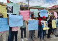 EKAA HRIM Earth Resources Employees  protesting the Ministry of Labour (WIN photo)