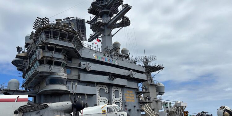 US Aircraft Carrier Nimitz