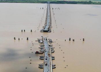 The Demerara Harbour Bridge being dismantled