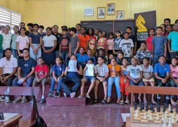 Leguan Chess participants with GCF coaches