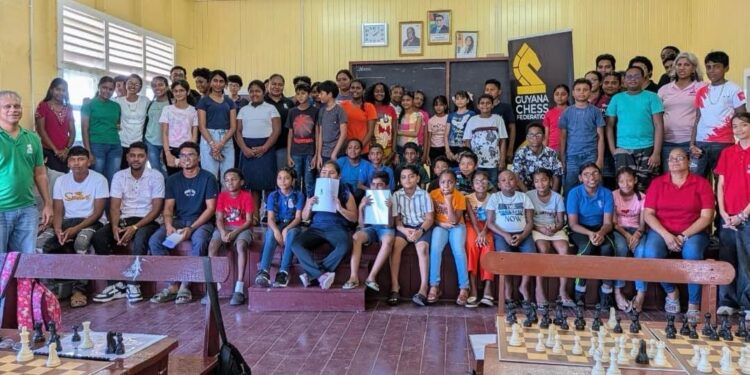 Leguan Chess participants with GCF coaches