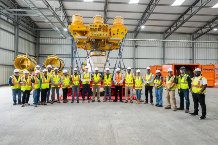 Teams from the Ministry of Natural Resources, the Vreed-en-Hoop Shore Base and Exxon Mobil Guyana