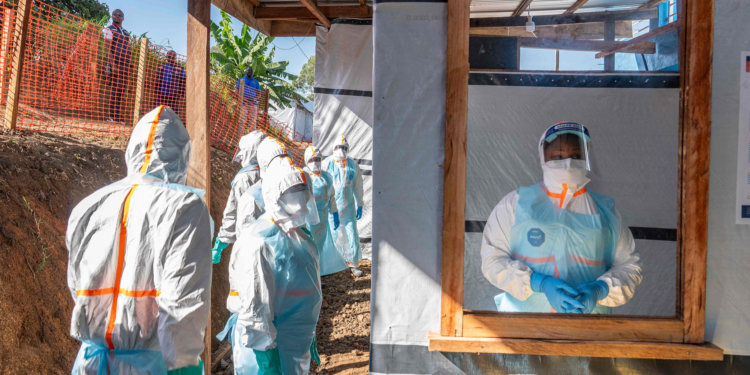 Health workers stand in a new Ebola treatment center in Bunia, northeastern Democratic Republic of the Congo, May 31, 2026. /VCG