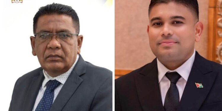 L-R Minister of Agriculture  Zulfikar Mustapha, Opposition Leader Azruddin Mohamed