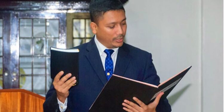 Judge Gino Persaud (screenshot)