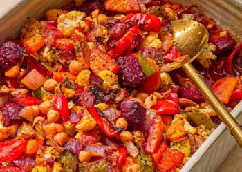 Turkish Vegetable Casserole with Chickpeas
