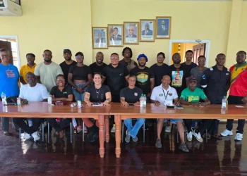 Powerlifters and officials