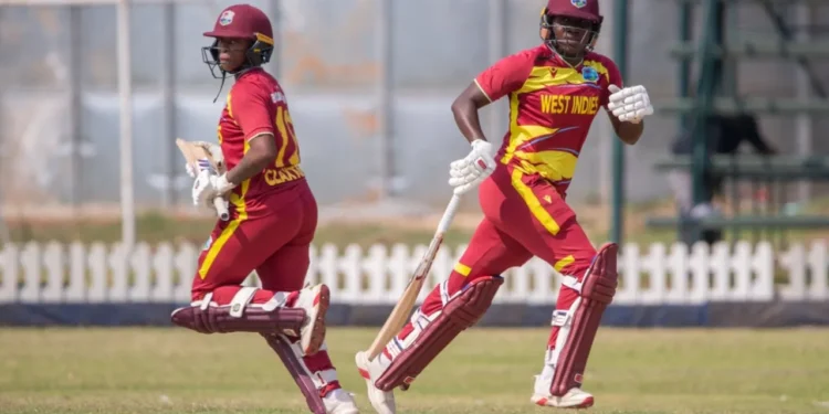 Jahzara Claxton and Stafanie Taylor added 71 together  •  Zimbabwe Cricket