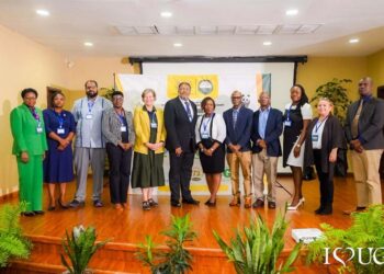 From left: Dr. Donna Morrison, Co-Chair, Fourth Graduate Research Symposium; Dr. Dianna DaSilva-Glasgow, Dean, Faculty of Social Sciences, University of Guyana; Dr. Davon Van-Veen, Assistant Dean (Administration) and Head, Department of Graduate Studies, College of Medical Sciences; Ms. Aeisha Williams – Conservation Director, World Wildlife Fund-Guianas ; Ms. Katy Thompson, UNDP Resident Representative for Guyana and Suriname; Professor Michael Taylor, former Dean, Faculty of Science and Technology, Mona Campus, The University of the West Indies; Professor Paulette Bynoe, Dean, School of Graduate Studies and Research and Chair, Symposium Planning Committee; Dr. Collin Henry, Biodiversity Specialist at the Ministry of Natural Resources, Professor Emanuel Cummings, Deputy Vice-Chancellor, Academic Engagement, University of Guyana; Ms. Jenelle Blackman, Project Specialist, Inter-American Institute for Cooperation on Agriculture (IICA); Professor Judith Rosales, School of Graduate Studies and Research, University of Guyana; and Mr. Curtis Bernard – Vice President, Conservation International Guyana.