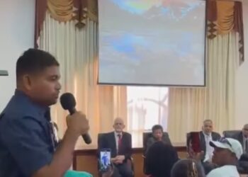 Opposition Leader Azruddin Mohamed speaking Wednesday October 7, 2026 at the MV Barima Commissioners meeting with families, survivors and supporters (screengrab)