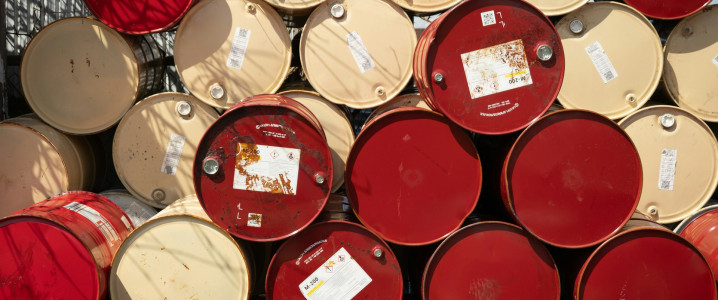 Oil price photo